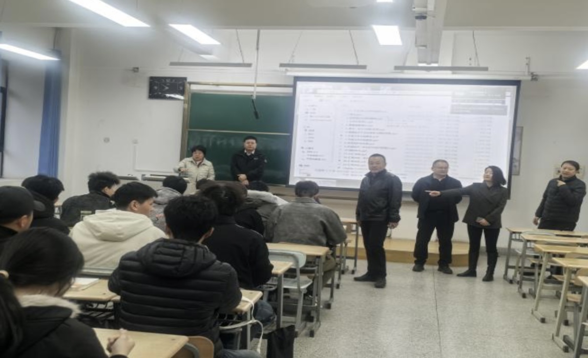 新学期开云扎实推进开学公司产品工作